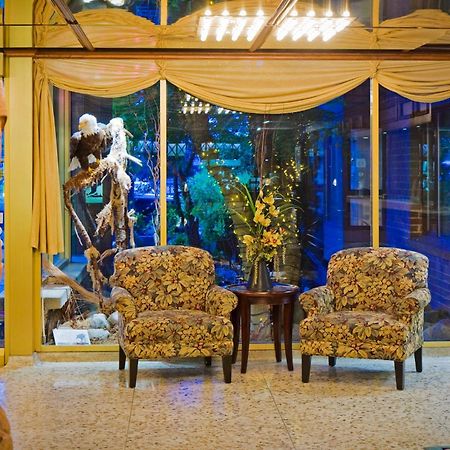 Crest Hotel Prince Rupert Interior photo